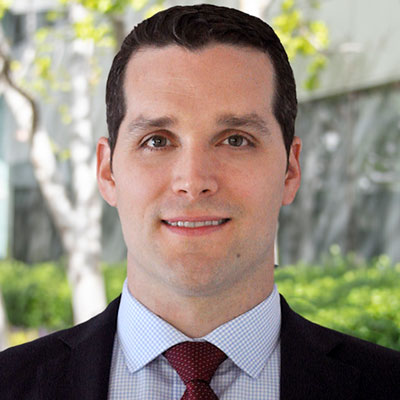 Alex Popp, Mercatus